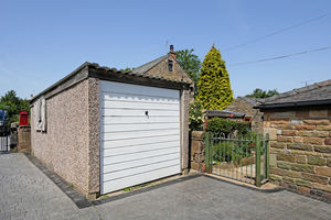 Main Road Ridgeway